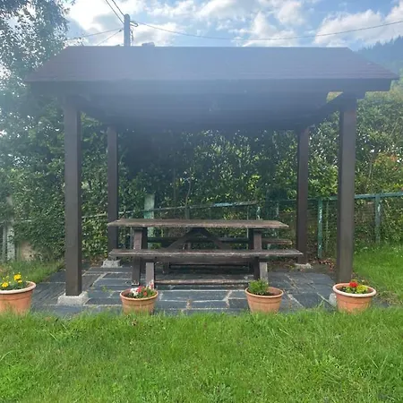 Casa Luisa Biedes, Pilona Chalet *